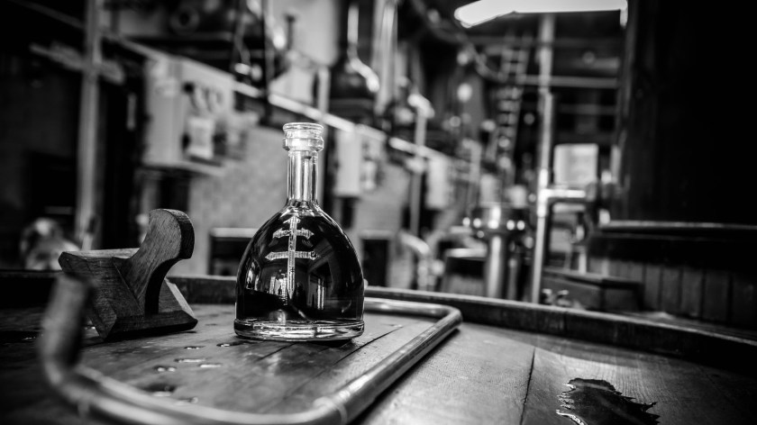 dusse-feature-1508210150-3000x1688